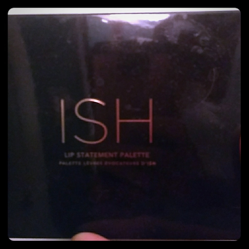 ISH lip palette